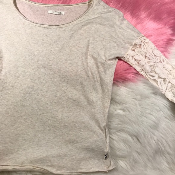 Vans Tops - Vans lace Longsleeve